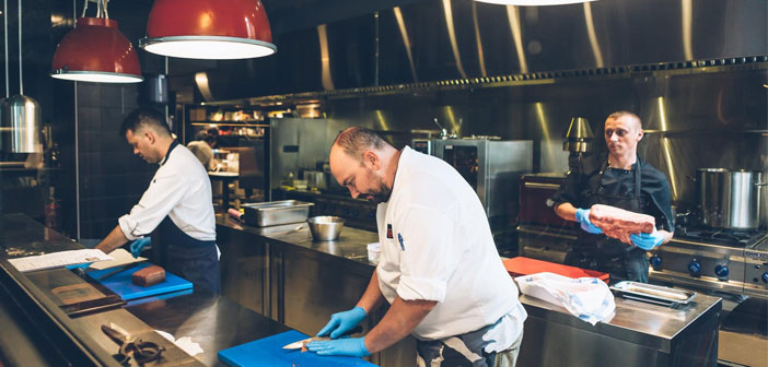 “Compartimos en directo todo lo que pasa en nuestra cocina durante 12 horas en Youtube”