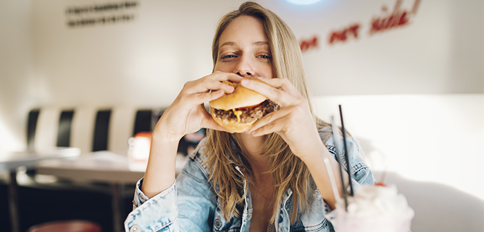 ¿Por qué los restaurantes de EE. UU. están percibiendo una disminución en la afluencia de clientes?
