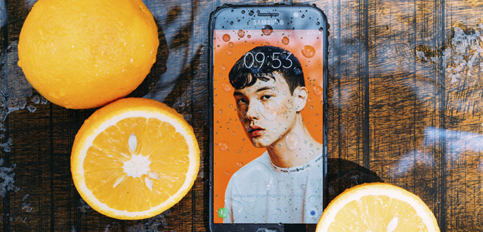 Restaurantes con política antimóviles: ¿error comercial o responsabilidad social?