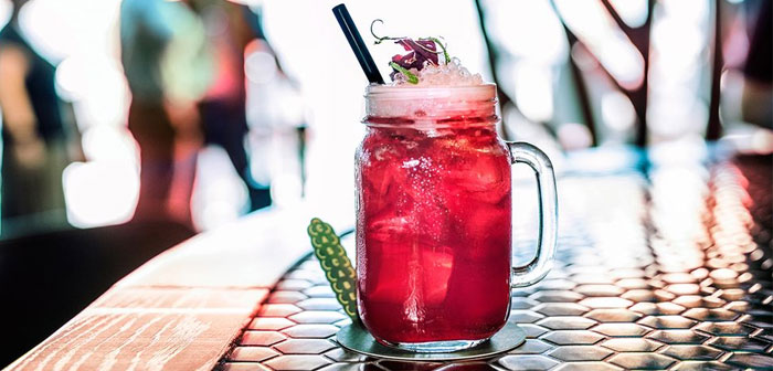 Las mezclas sin alcohol pueden ser sabrosas, más sanas, y con menos calorías. ¡Apunta dónde tomarlas!