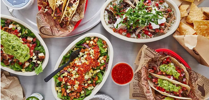 Según el comunicado de prensa, el Comité de Compensación «cree que la importancia estratégica de ganar volumen de negocio digital en los próximos tres años justifica un premio único para incentivar aún más la gestión que permita alcanza las metas digitales de la compañía».