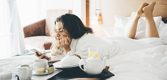 El reparto de comida a domicilio en los hoteles da el pistoletazo de salida