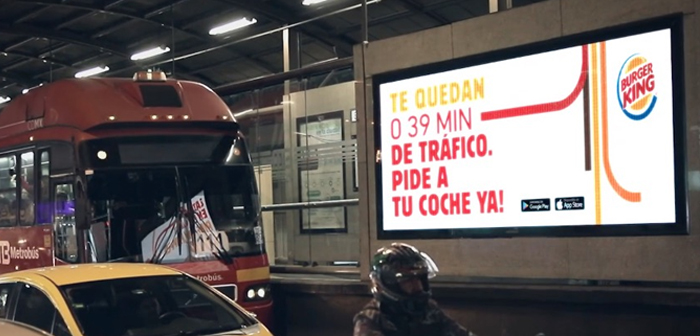 Burger King también alquiló carteles publicitarios en las autopistas, autovías, circunvalaciones, desvíos y accesos a la ciudad.