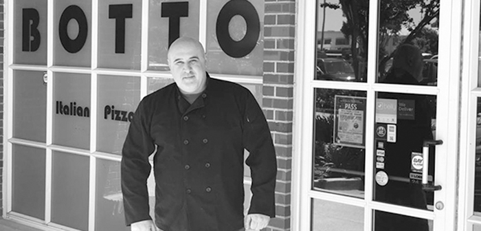 Pero Carretini rechazaba mensualmente varios vendedores de publicidad digital de Yelp y percibía que alguna de las reseñas puntuadas con cinco estrellas en su perfil, desaparecían.