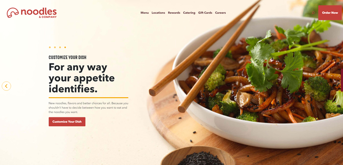 Entre las casas mencionadas cabe destacar Noodles & Company, una cadena afincada en EE. UU. que se especializa en platos de fideos procedentes de todo el mundo, pasta, ensaladas y sopas internacionales.