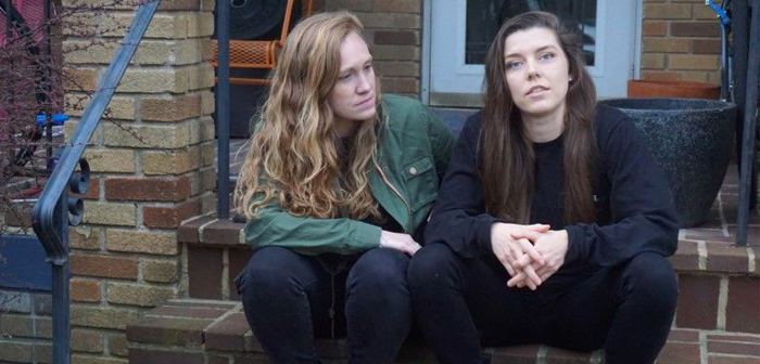 La idea parte de la treintañera Ana Owens, que vio cómo las ganancias de su novia, una barista en la ciudad de Washington, empezaban a contraerse días antes de que se declarar el cierre de los establecimientos de restauración en el estado.