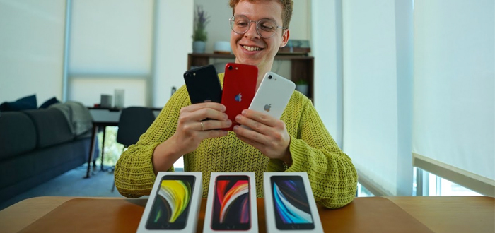 Según Wikipedia, unboxing es una palabra inglesa que define el desempaquetado de productos, especialmente productos de consumo de alta tecnología, donde el proceso se captura y se carga en Internet. El artículo se explica en detalle y, a veces, también se puede demostrar.