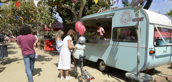 Sin embargo, este subconjunto de negocios de restauración no es el único que ha florecido en tiempos difíciles. Las gastronetas o foodtrucks también han disfrutado de un renacimiento con la llegada del coronavirus.