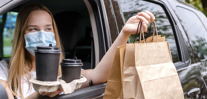 La recogida en la acera mejora la experiencia de usuario en los restaurantes