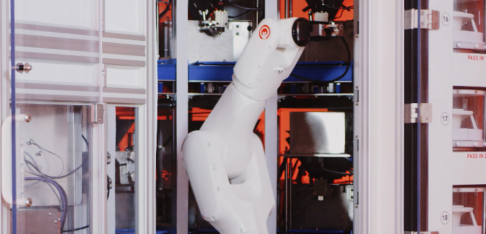 El Semblr de Karakuri es el resultado de cuatro años de desarrollo. Anteriormente conocido con el nombre DK-One