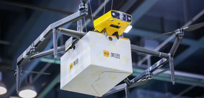 El primer paso es dar servicio a todo Shenzen, una ciudad con 20 millones de habitantes. A la espera del visto bueno administrativo, Mao Yinian, jefe de la unidad de drones de Meituan, se muestra positivo.