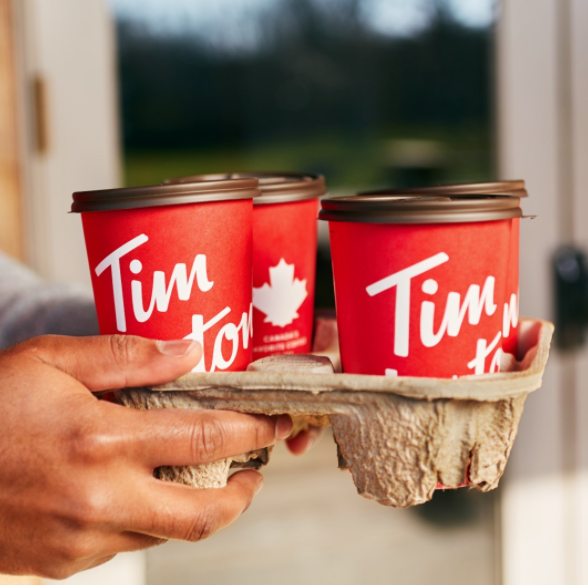 Durante la conceptualización de este modelo de vaso compostable, los expertos en reciclaje de WestRock se han asegurado de que el vaso de Tim Hortons pueda ser aceptado en los diferentes programas de tratamiento de residuos sólidos disponibles a lo largo y ancho del país.
