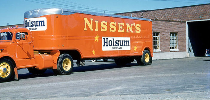 Furgoneta de pan J.J. Nissen, pan Holsum, Portland, Maine, década de 1950