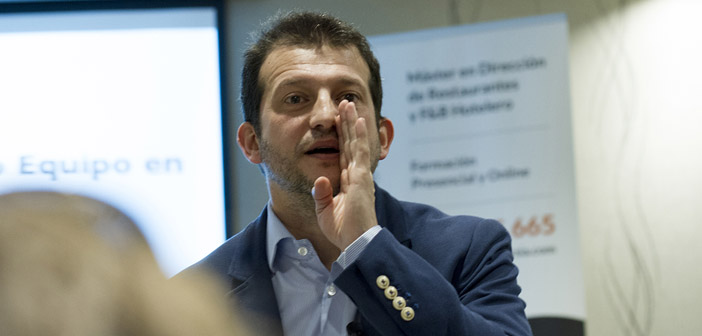 Ramón Dios coach y presidente de JRE