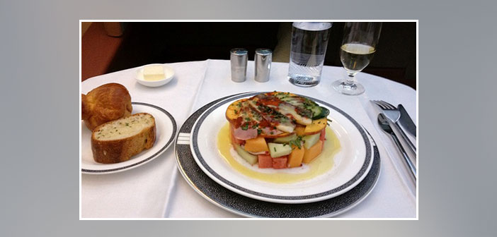 Singapore-Airlines---Dinner-in-first-class