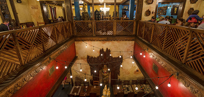 En el parque de los paisajes y el mundo animal está este restaurante de temática nepalí.