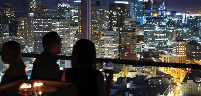 Las impresionantes vistas del restaurante Hotel Hilton en San Francisco.