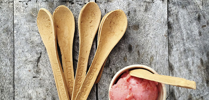 Una empresa de la India, que lleva desde 2011 fabricando utensilios y cubiertos comestibles, lanzó hace poco y con éxito una campaña de ‘crowdfunding’ para ampliar su gama de productos.