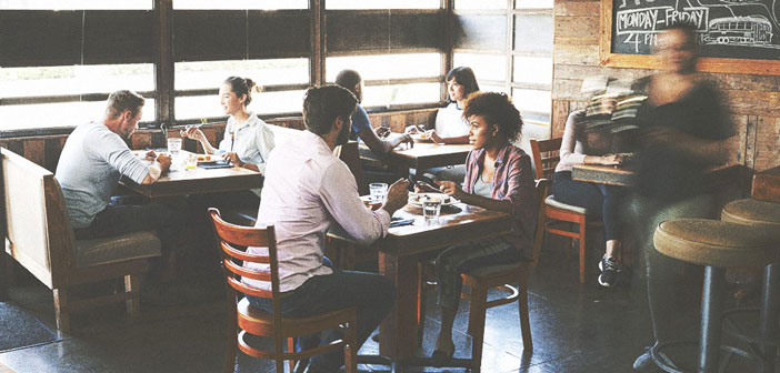 ¿Pero qué gana la compañía de Zuckerberg con todo esto? Muy sencillo: un aumento en sus índices de participación. Les resulta útil ganar interacción y visibilidad en las fan pages, a la vez que los restaurantes se benefician de las ventajas de usar la red como el escaparate principal de su negocio y potenciar su marca.