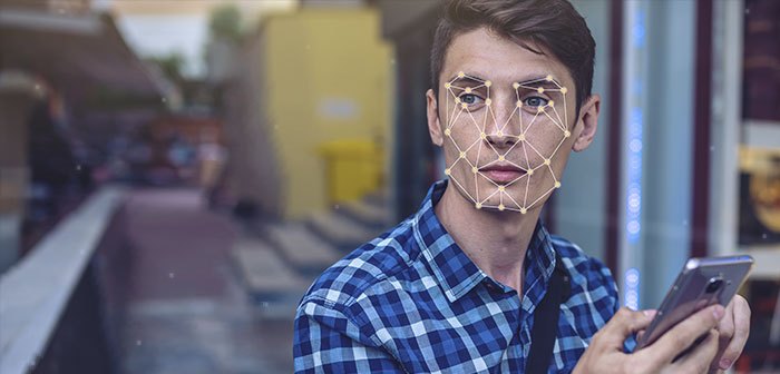 reconocimiento facial de BurgerFi Los nuevos kioscos de autopedido con reconocimiento facial ofrecen recomendaciones personalizadas a los clientes recurrentes